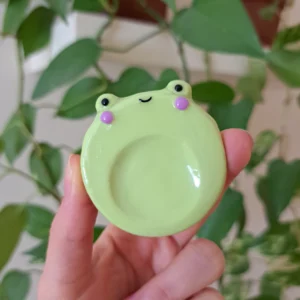 Froggy stone